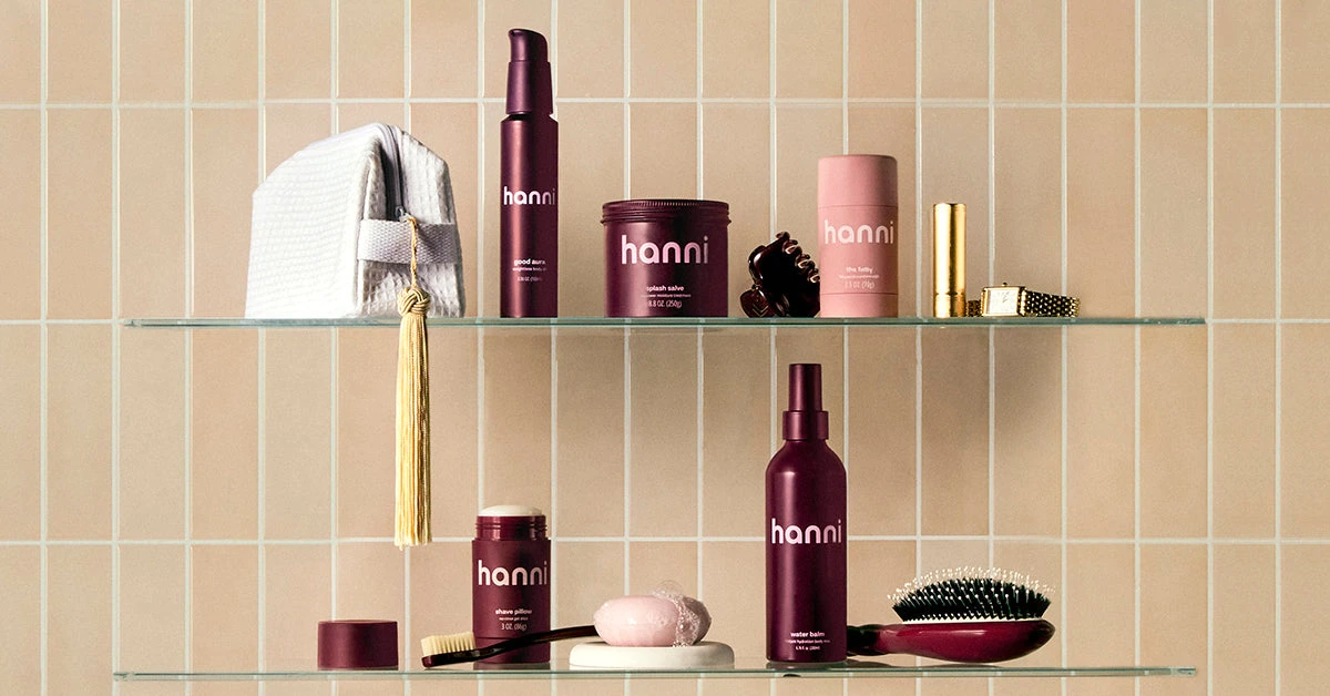 hanni · official brand imagery