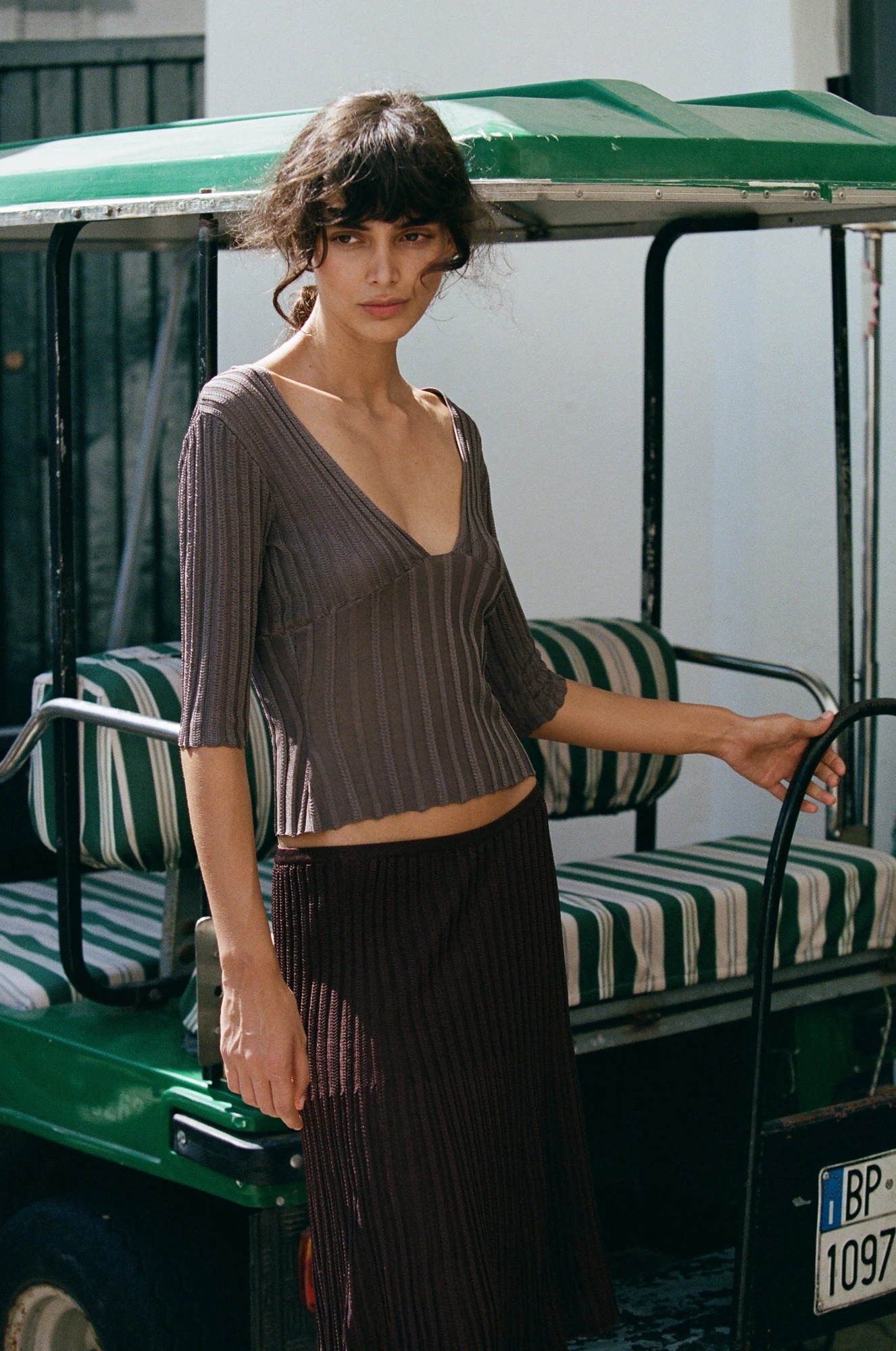 Veda Top — Smoke · official With Jéan photograph