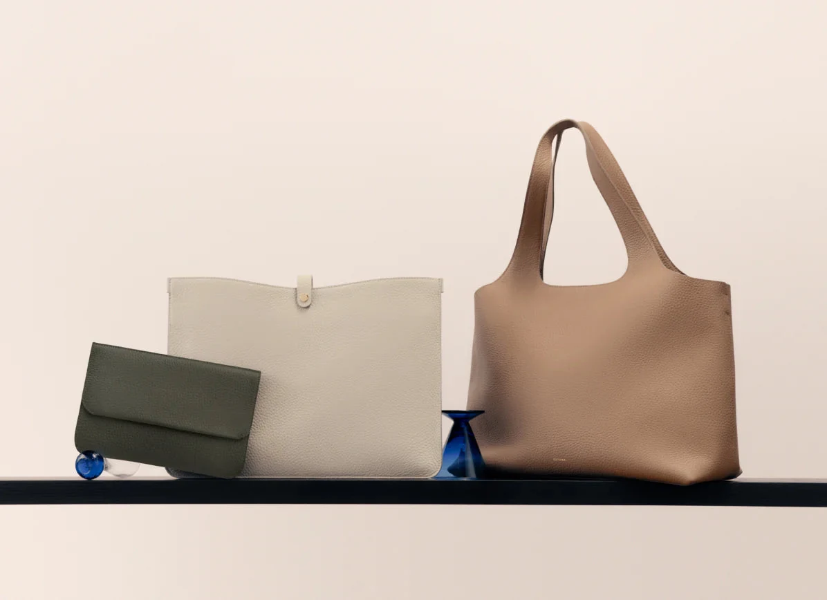 Cuyana · imágenes oficiales de la marca