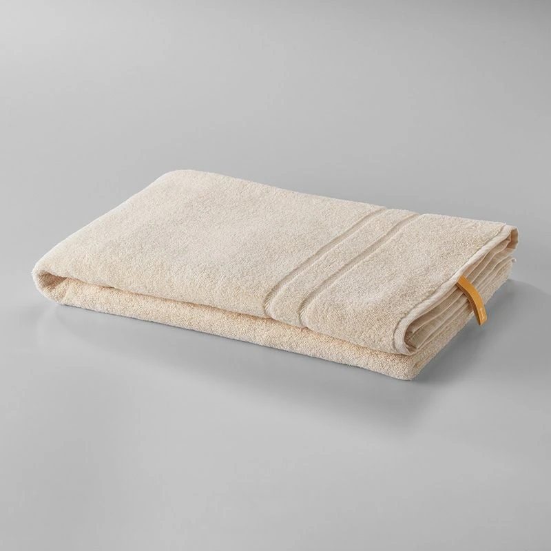 Organic 120 Bath Towel — Ivory · official IKEUCHI ORGANIC photograph