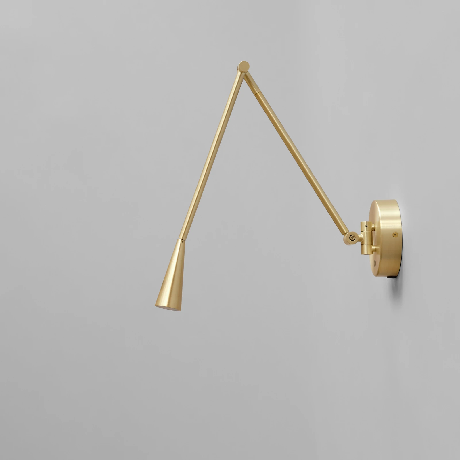 Snake Wall Lamp — Hand Brushed Brass · official 101 Copenhagen photograph