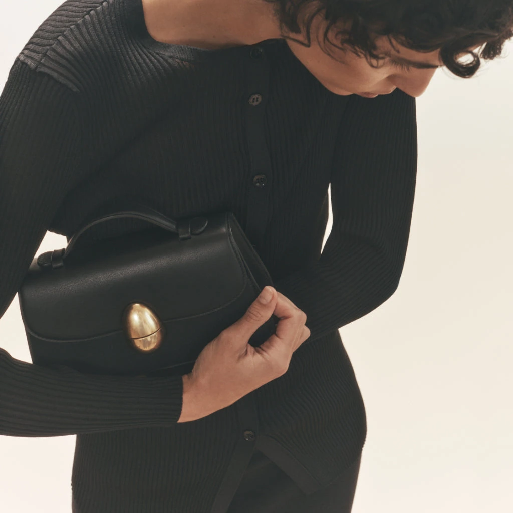 NEOUS · photographie officielle de la marque
