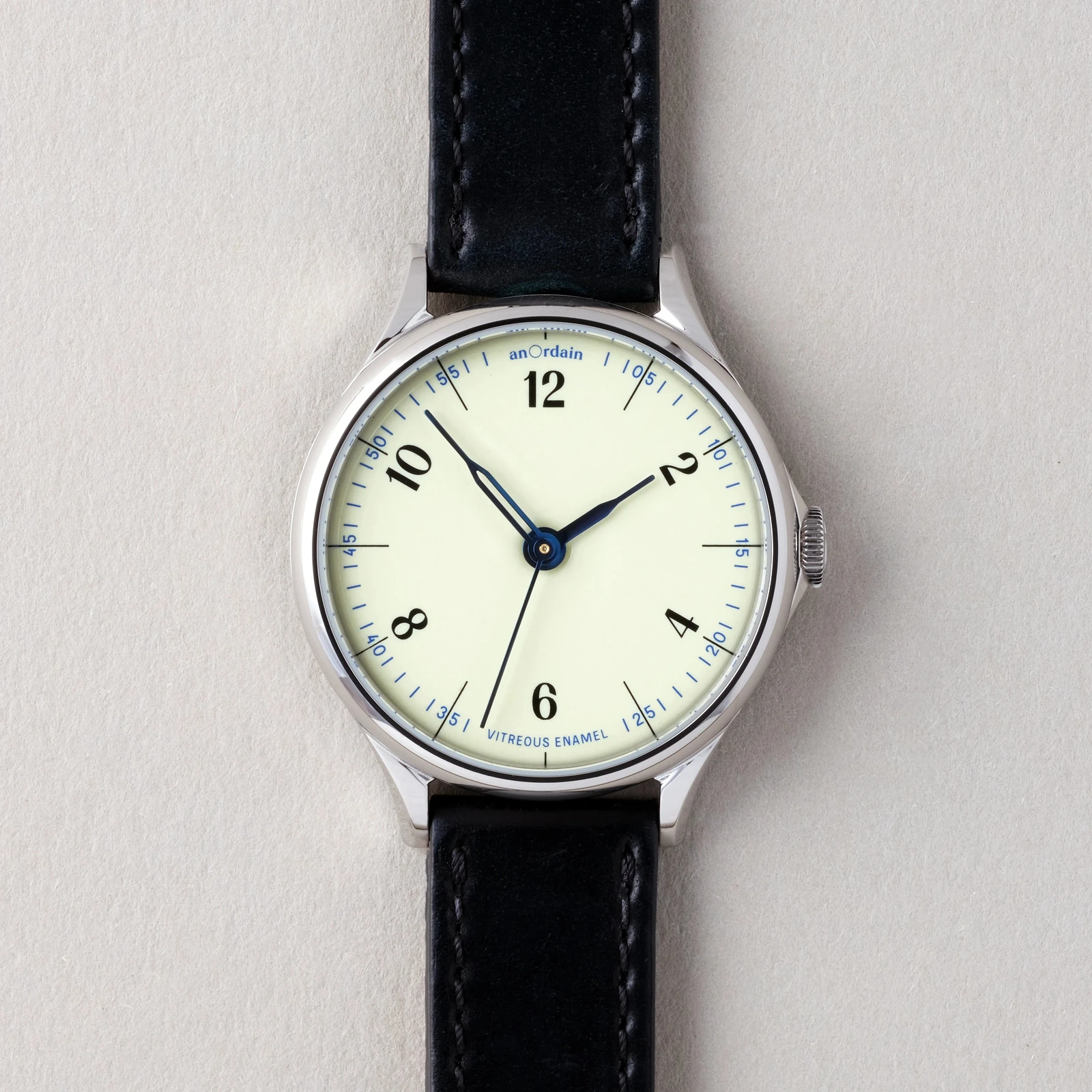 Model 1 — Iron Cream · official anOrdain photograph