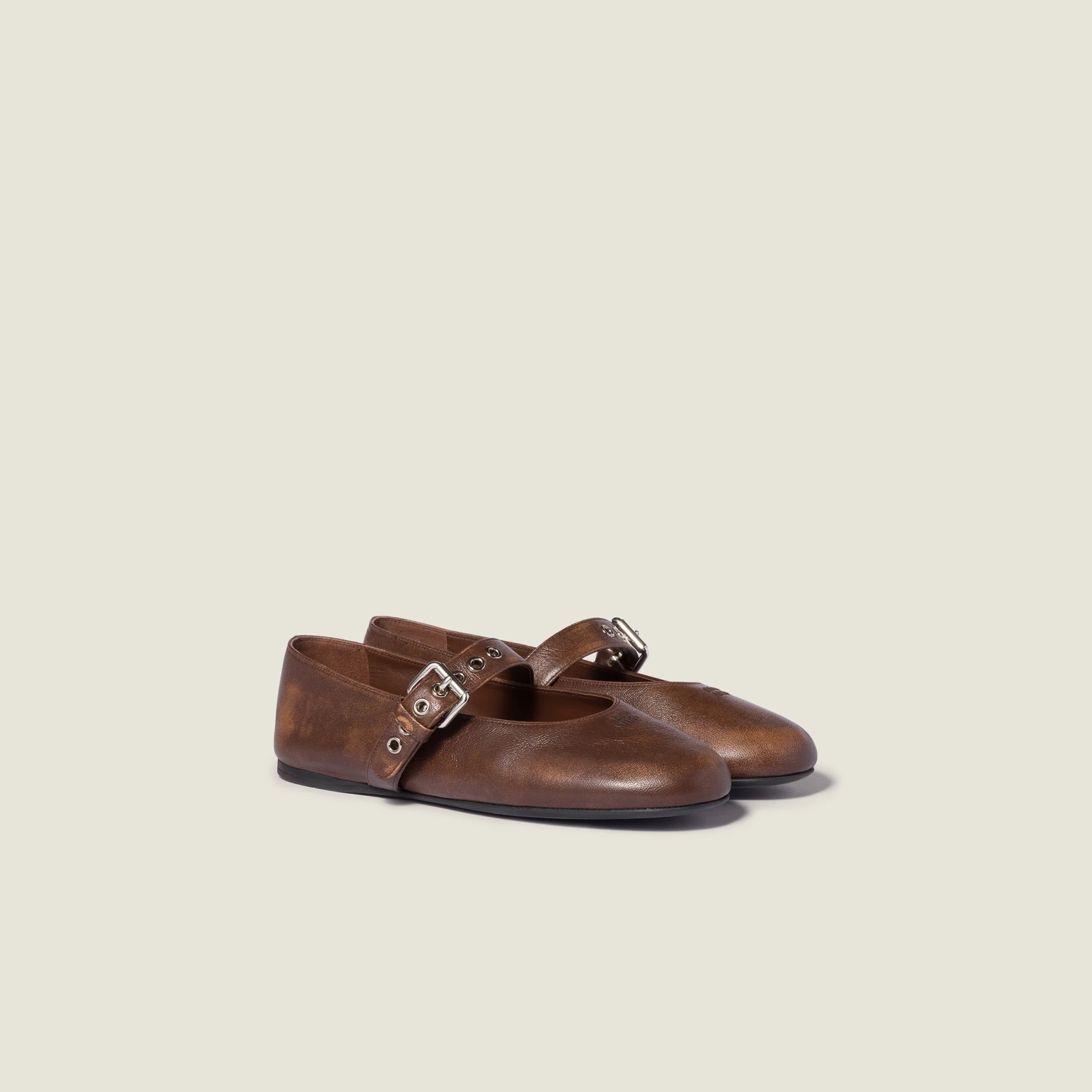 Nappa Leather Ballerinas — Sienna · photographie officielle Miu Miu