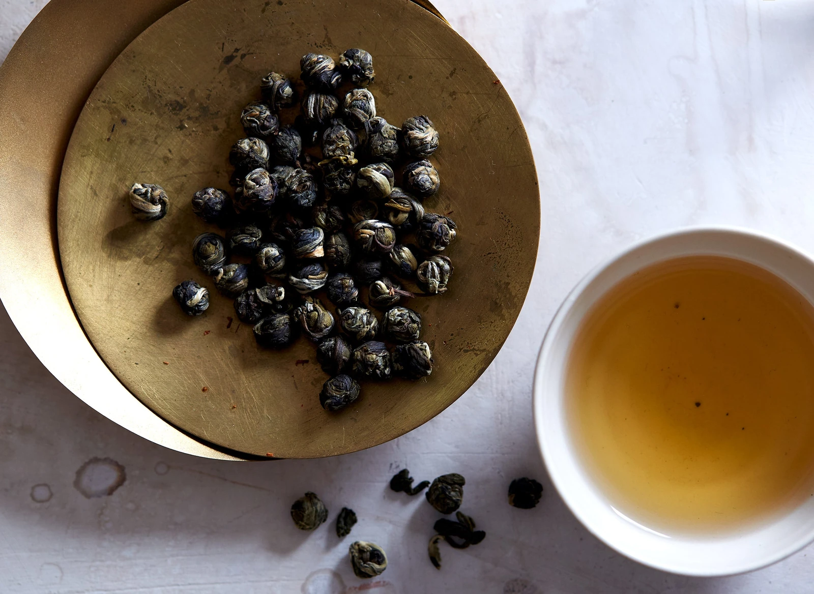 No. 111 Jasmine Pearls — 57 g · official Bellocq photograph