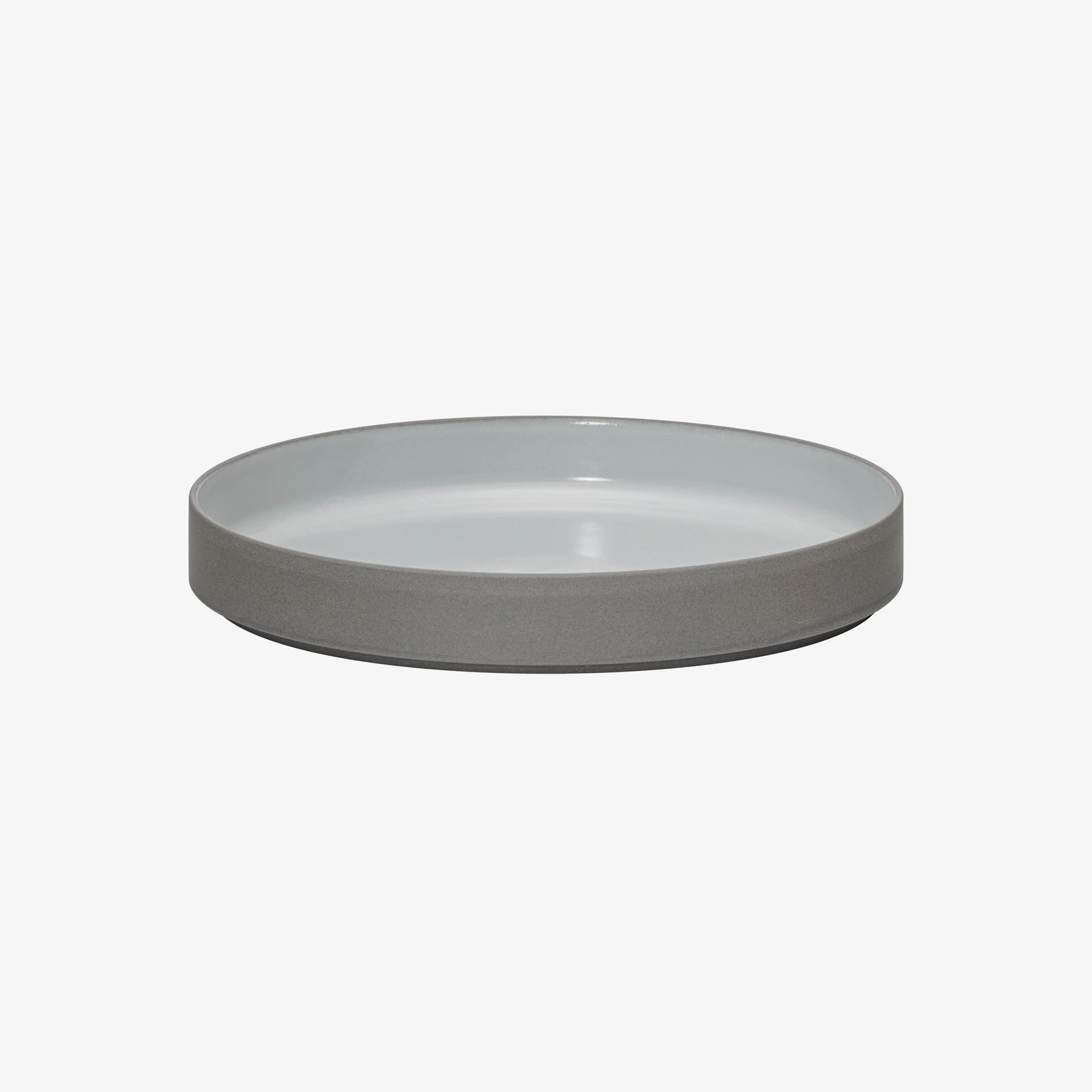 Grey Collection Shallow Bowl — Ash White, 255 mm imagen oficial del producto