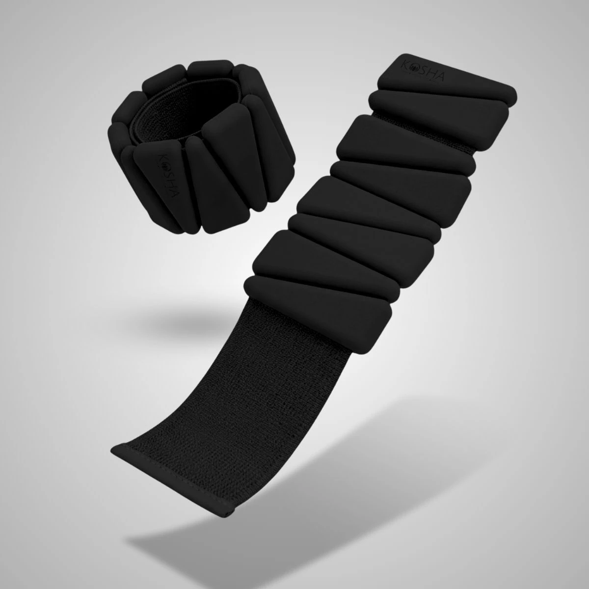 Kosha Cuffs — Midnight Black,1 kg pair imagen oficial del producto