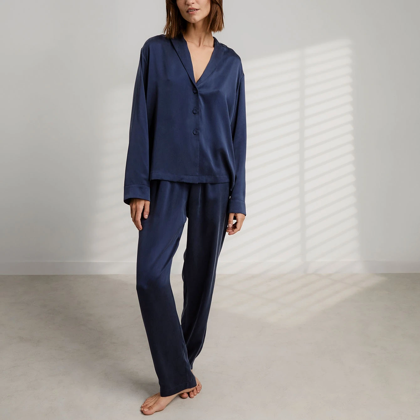 Washable Silk Long Sleeve Pant Set · Deep Blue · M official product image