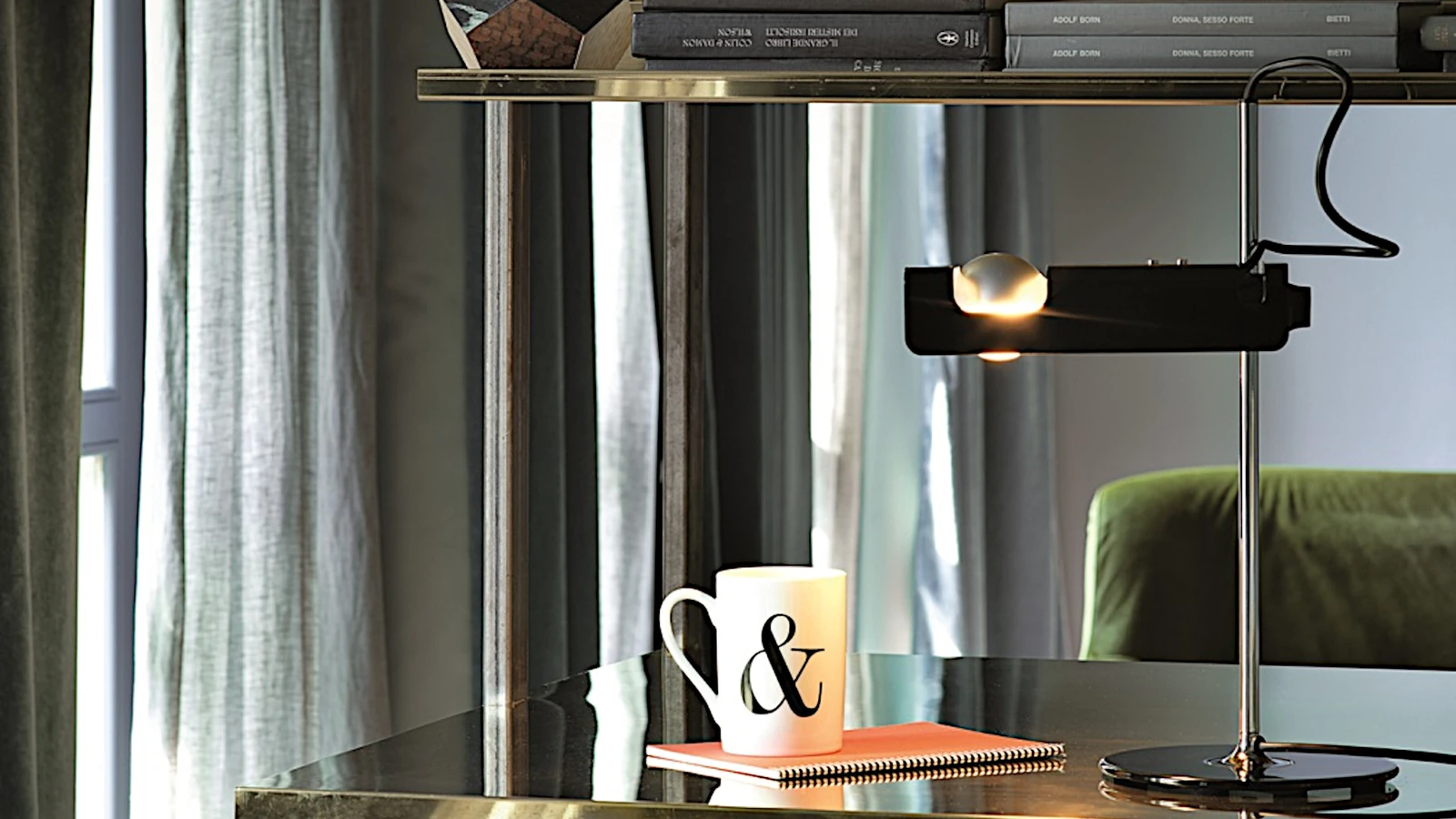 Spider 291 Table Lamp — Gloss Black imagen oficial del producto