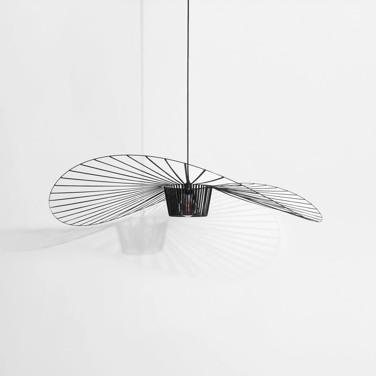Vertigo Medium Pendant — Black,Ø140 cm official product image