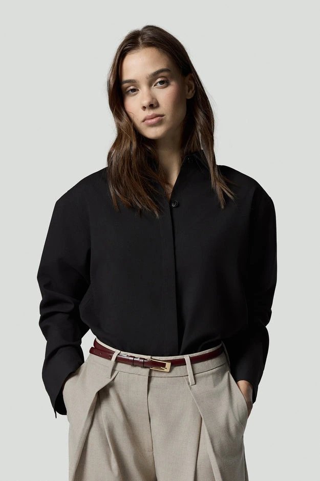 Meridian Relaxed Shirt — Pitch Black · official The Giving Movement photograph