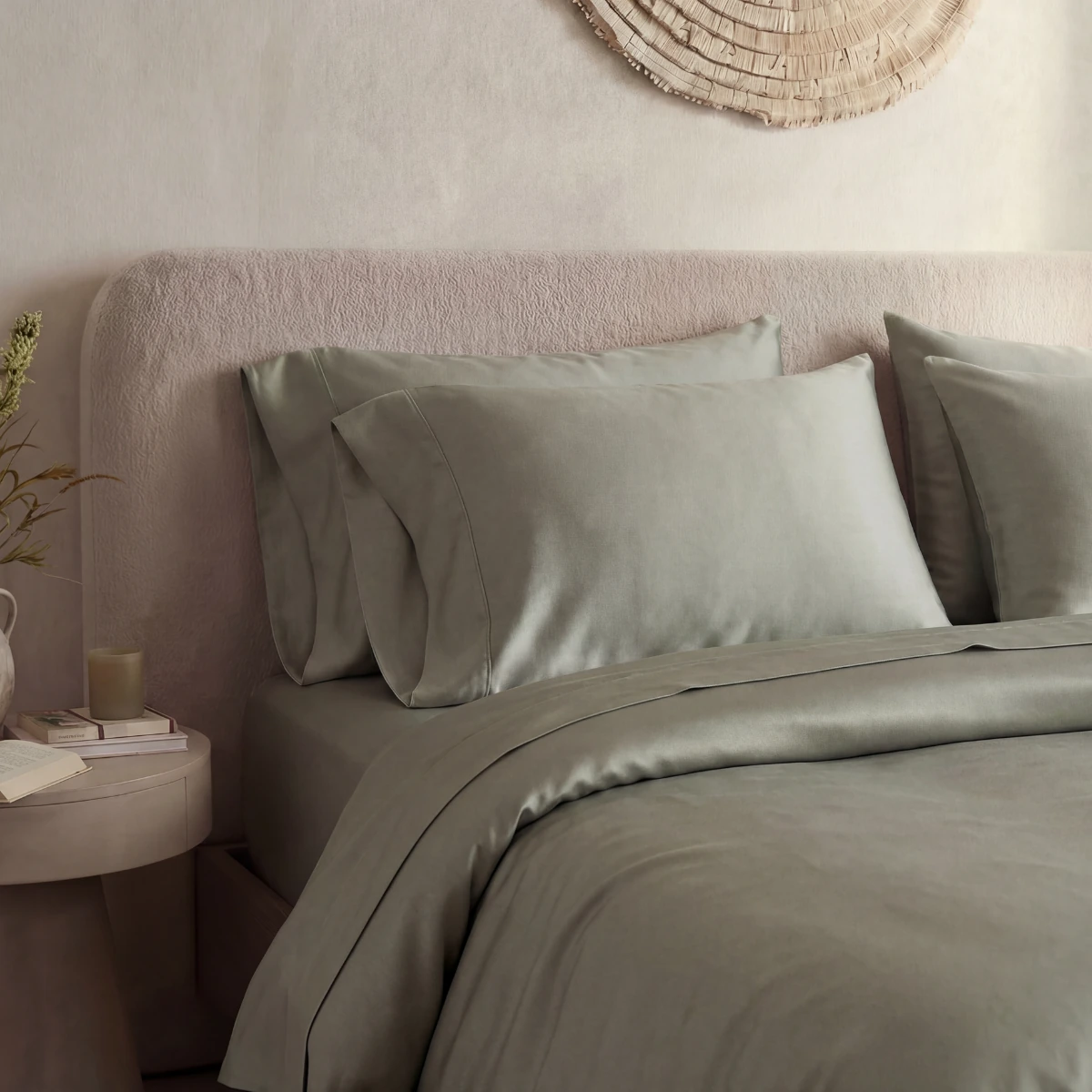 Signature Bamboo Pillowcase Set — Sage Green, Standard · official ettitude photograph