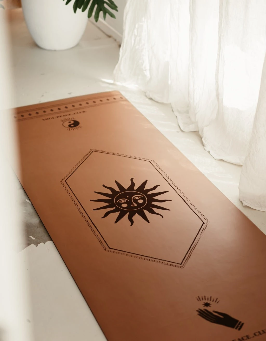 Deluxe Spice Yoga Mat · 5 mm · official Yogi Peace Club photograph